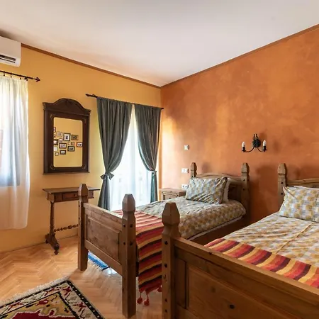 Corona Villa 2* Heviz